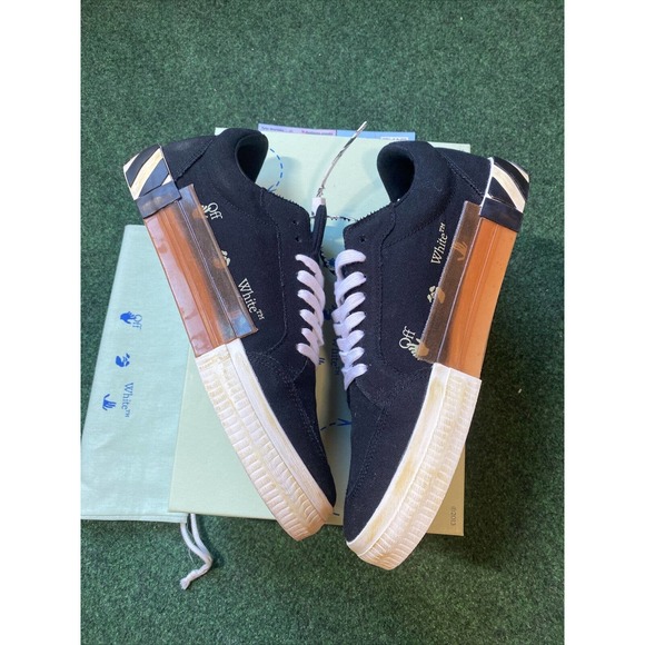 Off White c/o Virgil Abloh Black and White Vulcanized Sneaker Men's 11 US 44 EU - Picture 2 of 6